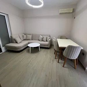 large-apartment.albaniahotels.org/